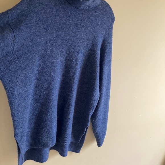 Bundle of Two H&M tunics - Picture 8 of 9